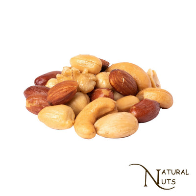 De notenmix met pinda bestaat uit pinda’s, cashewnoten, amandelen, walnoten en hazelnoten. Bewuste voeding, voedzaam en bron van energie. 